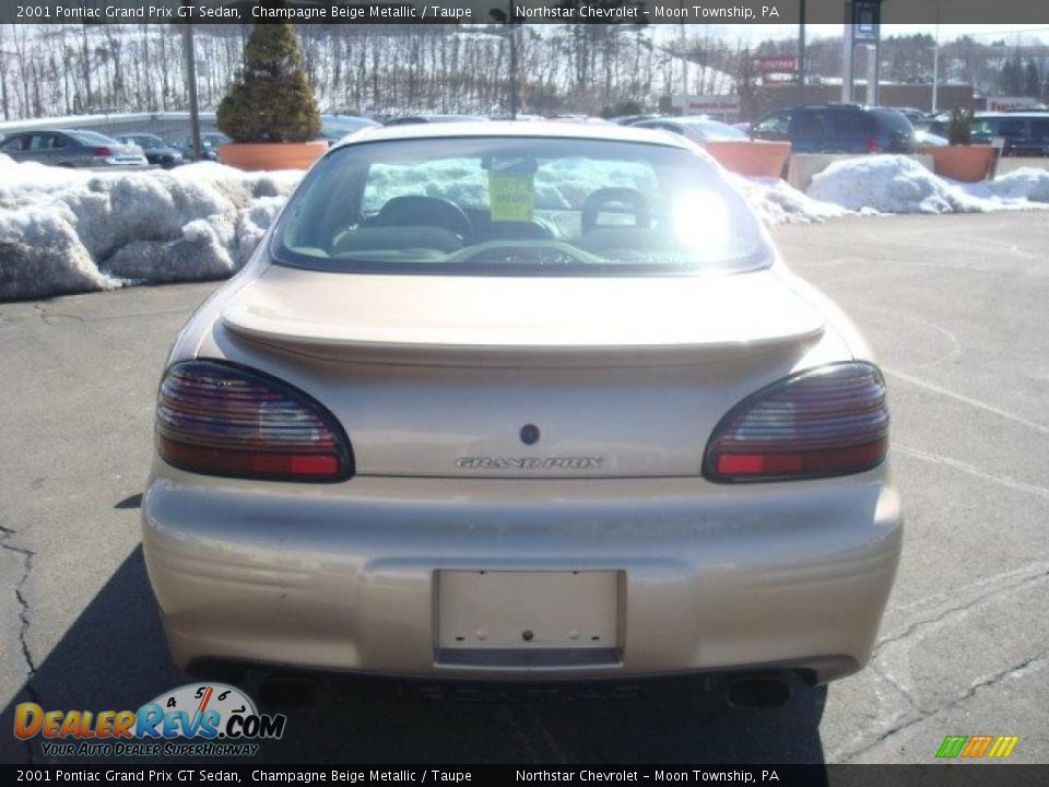 2001 Pontiac Grand Prix GT Sedan Champagne Beige Metallic / Taupe Photo #4