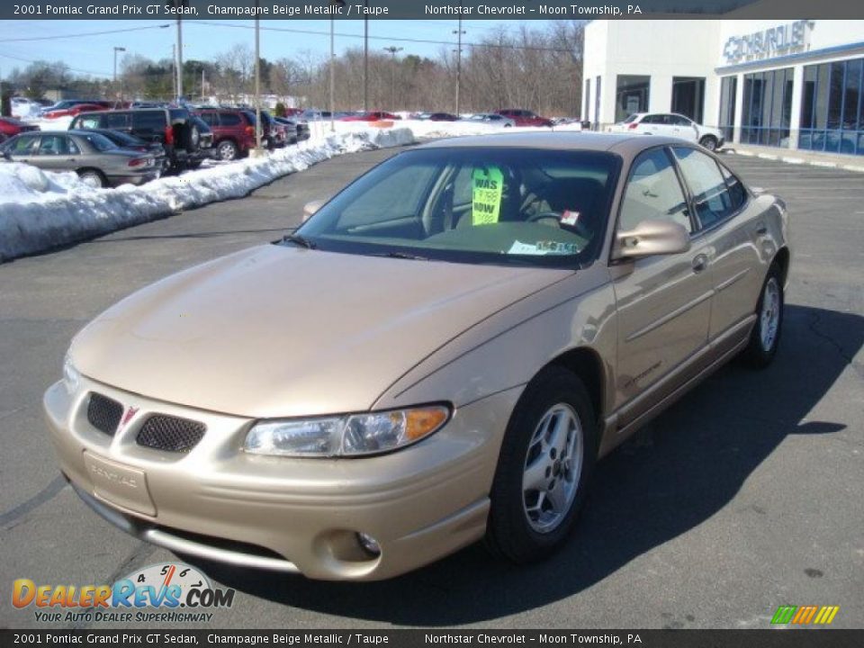 2001 Pontiac Grand Prix GT Sedan Champagne Beige Metallic / Taupe Photo #7