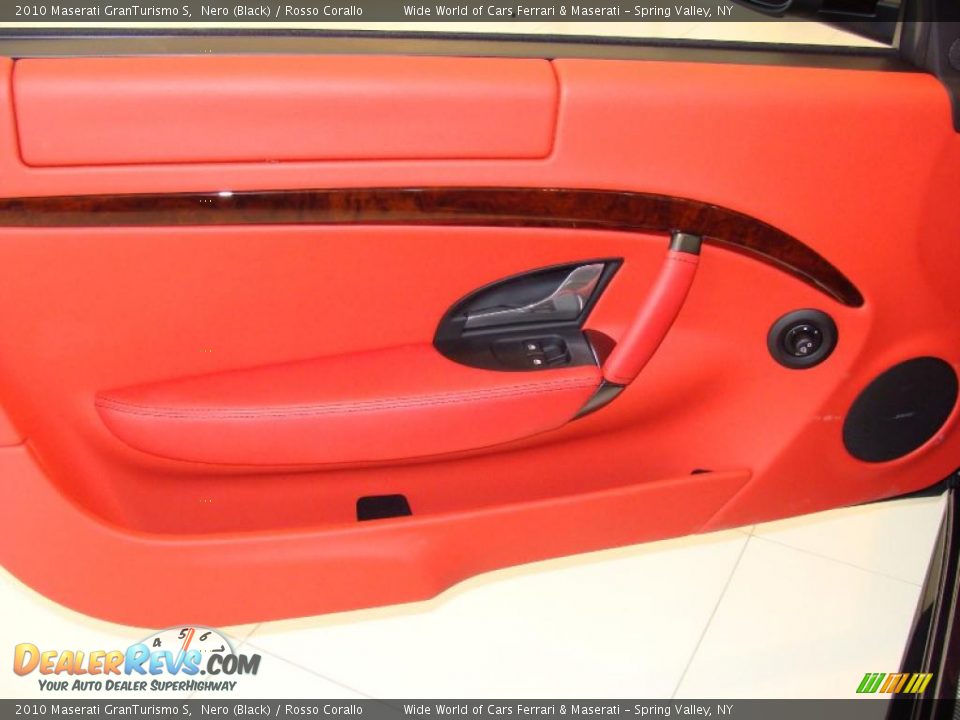 2010 Maserati GranTurismo S Nero (Black) / Rosso Corallo Photo #11