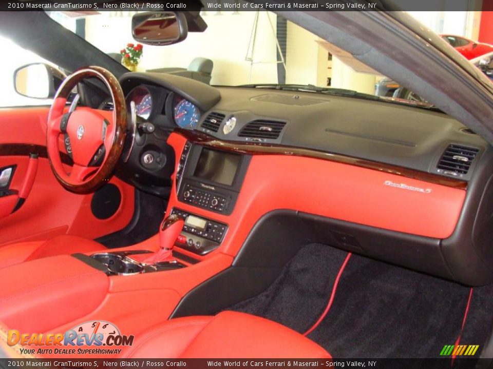 2010 Maserati GranTurismo S Nero (Black) / Rosso Corallo Photo #17