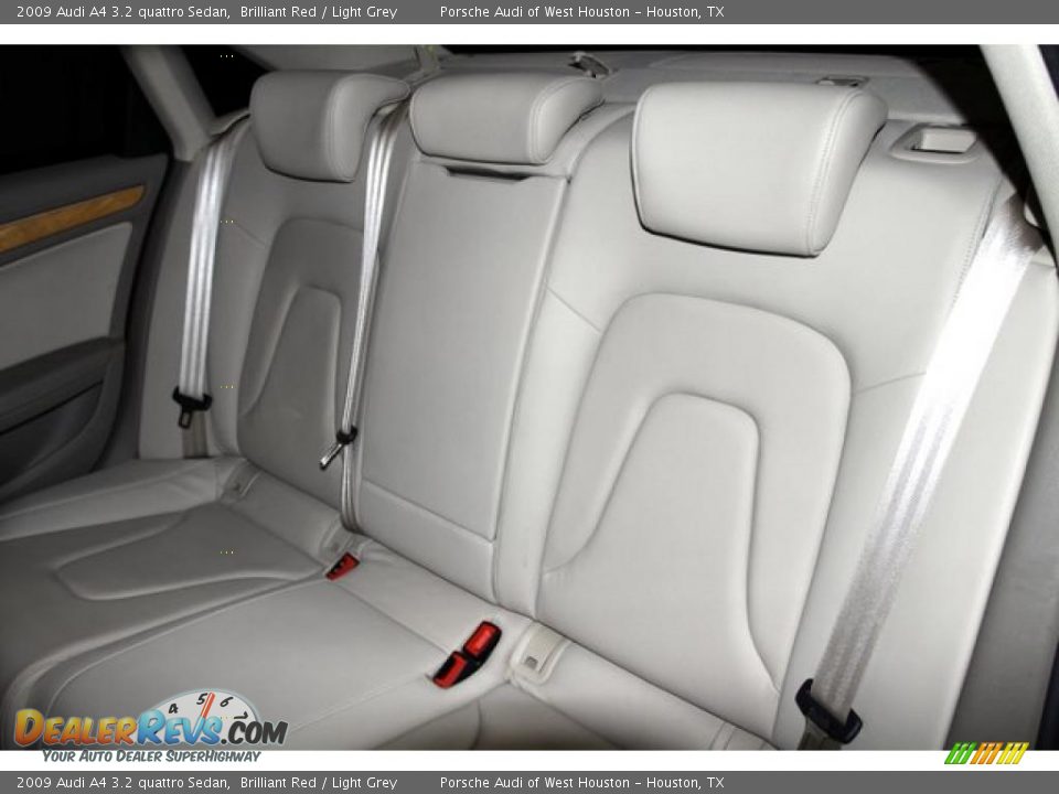 2009 Audi A4 3.2 quattro Sedan Brilliant Red / Light Grey Photo #7