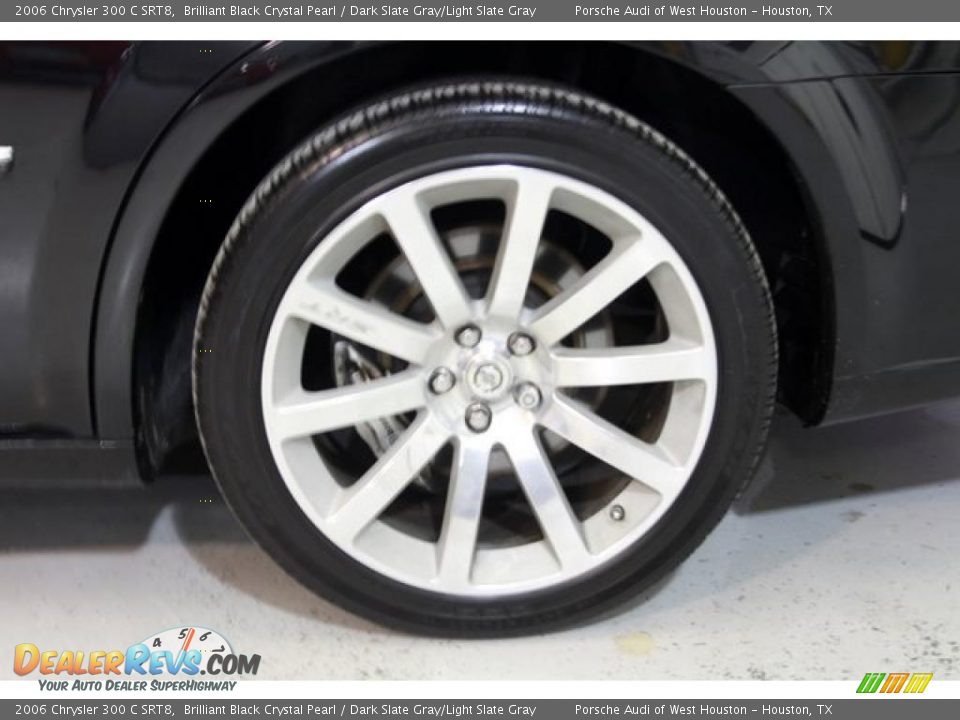 2006 Chrysler 300 C SRT8 Brilliant Black Crystal Pearl / Dark Slate Gray/Light Slate Gray Photo #9