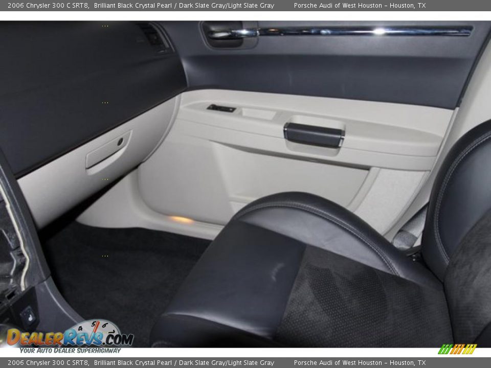 2006 Chrysler 300 C SRT8 Brilliant Black Crystal Pearl / Dark Slate Gray/Light Slate Gray Photo #28