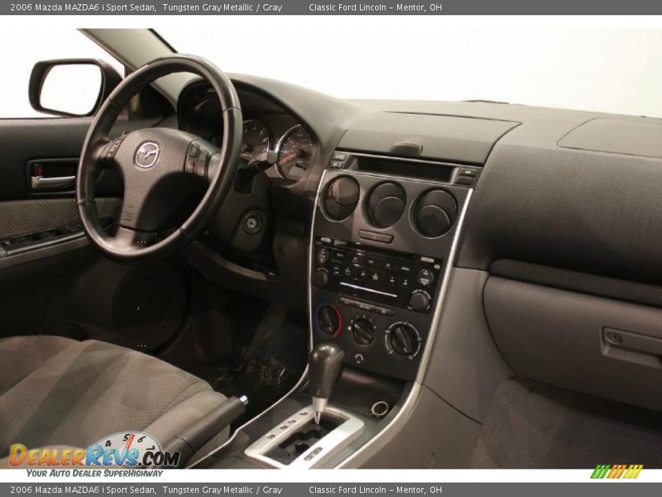 2006 Mazda MAZDA6 i Sport Sedan Tungsten Gray Metallic / Gray Photo #16