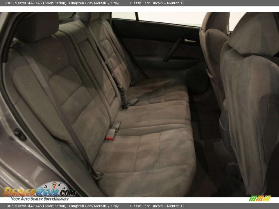2006 Mazda MAZDA6 i Sport Sedan Tungsten Gray Metallic / Gray Photo #18