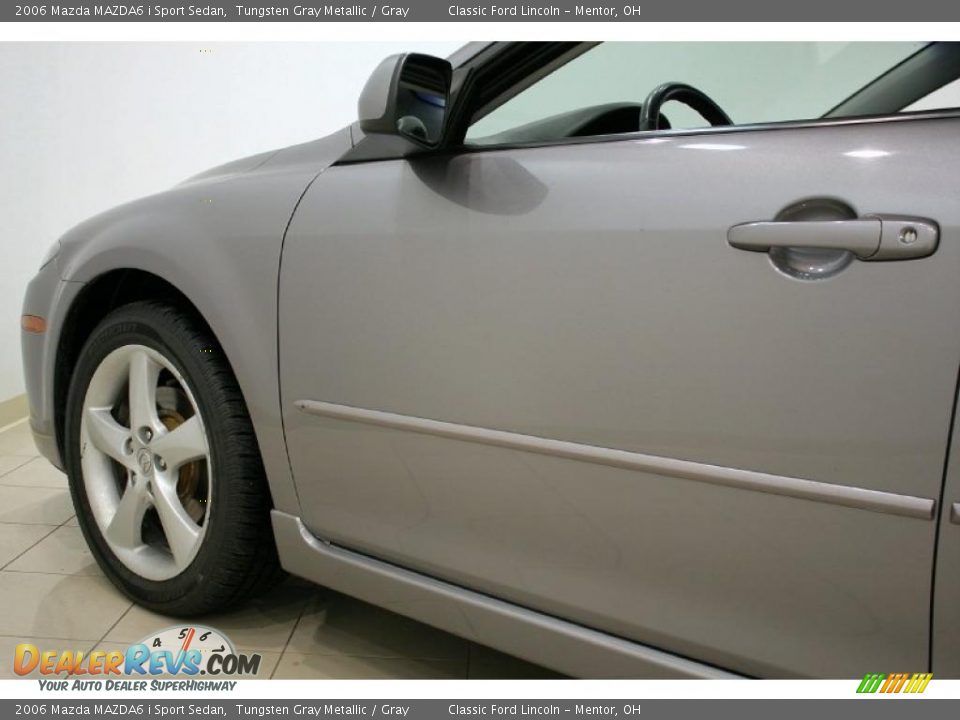 2006 Mazda MAZDA6 i Sport Sedan Tungsten Gray Metallic / Gray Photo #23