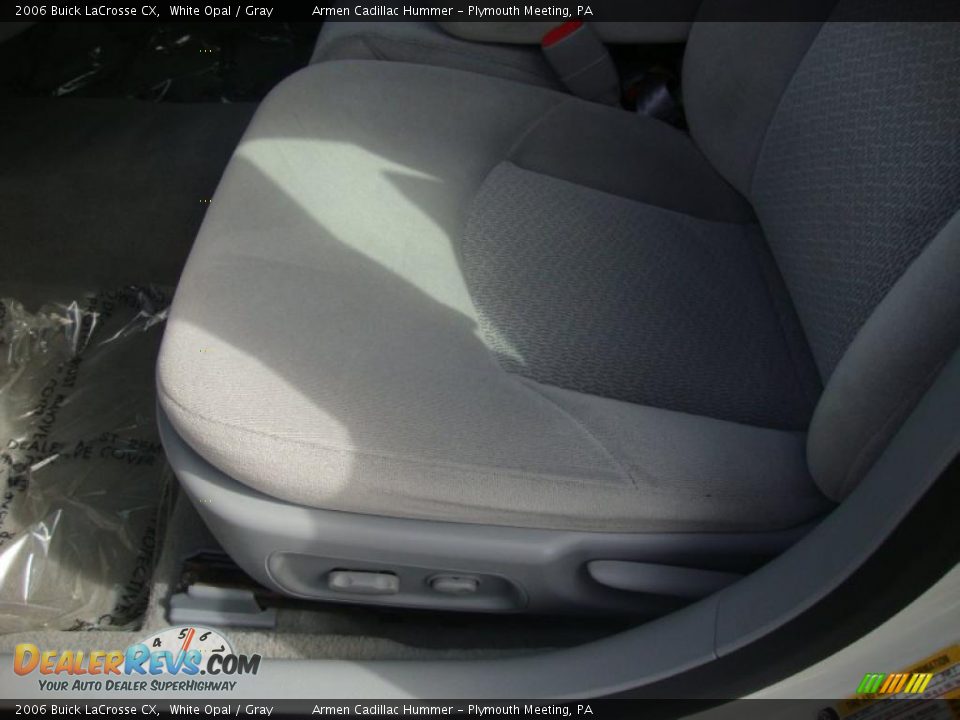 2006 Buick LaCrosse CX White Opal / Gray Photo #15