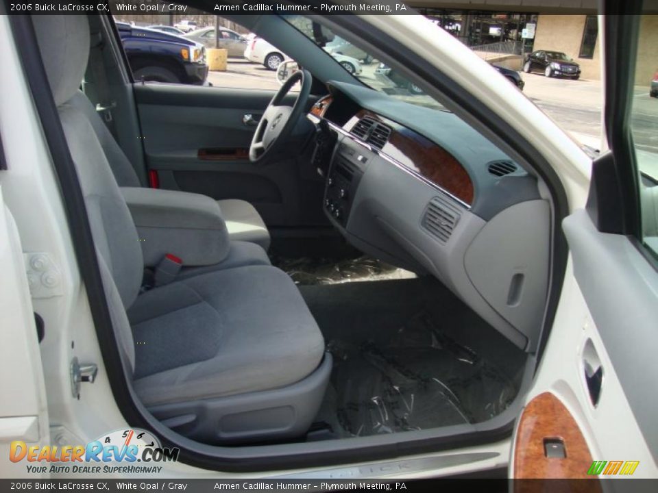 2006 Buick LaCrosse CX White Opal / Gray Photo #18