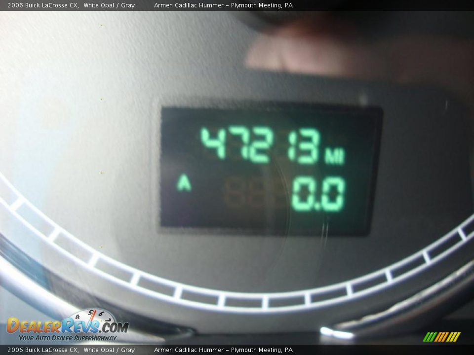 2006 Buick LaCrosse CX White Opal / Gray Photo #32