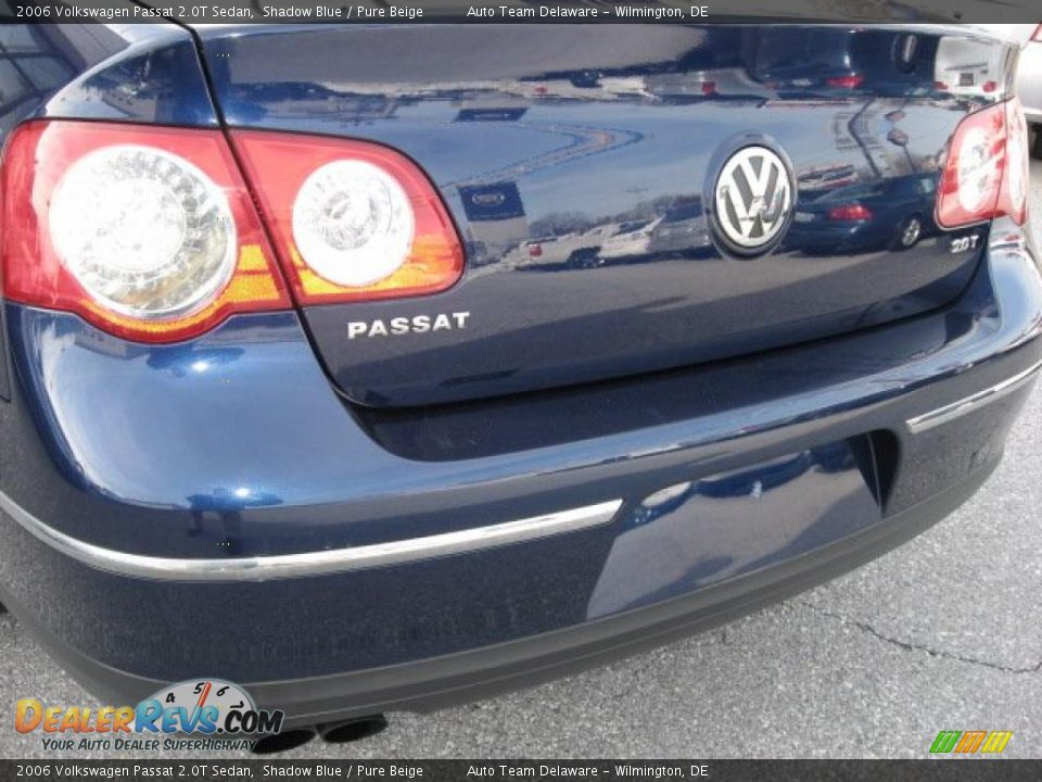 2006 Volkswagen Passat 2.0T Sedan Shadow Blue / Pure Beige Photo #9