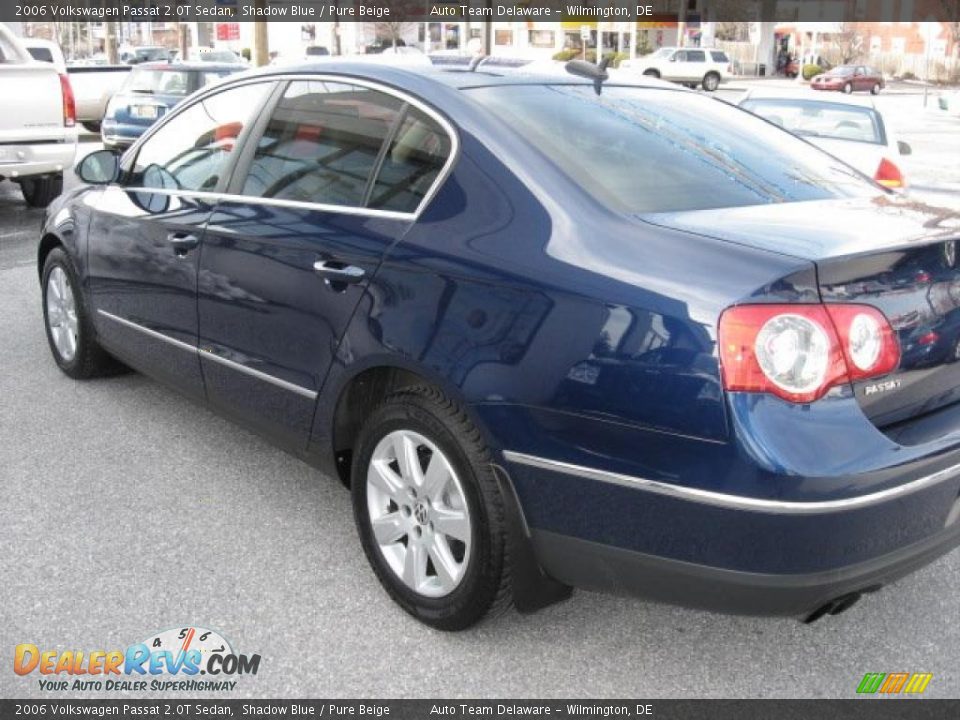 2006 Volkswagen Passat 2.0T Sedan Shadow Blue / Pure Beige Photo #10