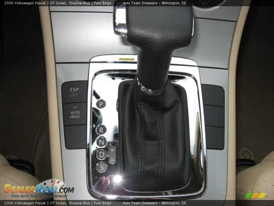 2006 Volkswagen Passat 2.0T Sedan Shadow Blue / Pure Beige Photo #21