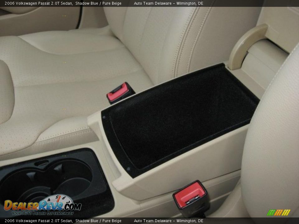 2006 Volkswagen Passat 2.0T Sedan Shadow Blue / Pure Beige Photo #25
