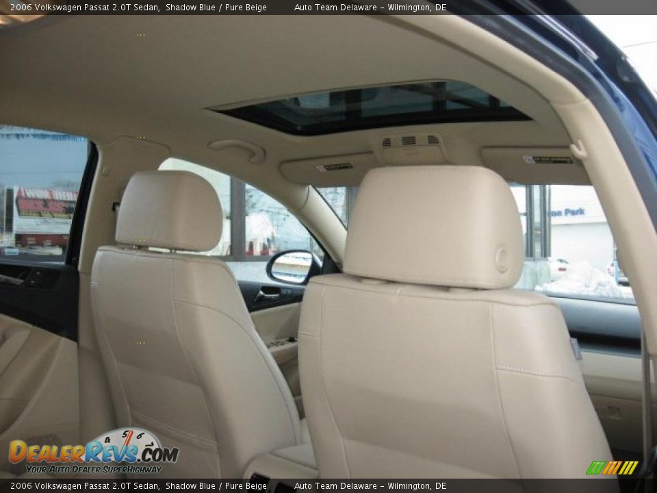 2006 Volkswagen Passat 2.0T Sedan Shadow Blue / Pure Beige Photo #31