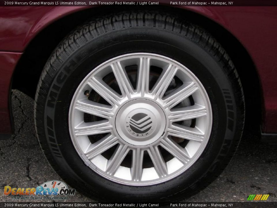 2009 Mercury Grand Marquis LS Ultimate Edition Dark Toreador Red Metallic / Light Camel Photo #9