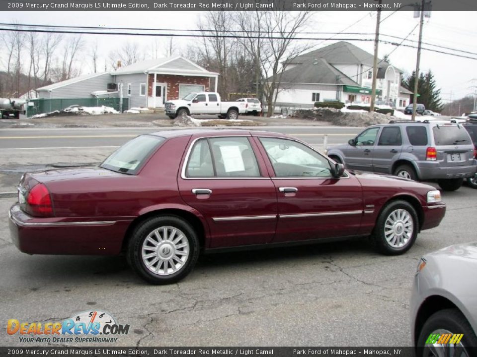 2009 Mercury Grand Marquis LS Ultimate Edition Dark Toreador Red Metallic / Light Camel Photo #17