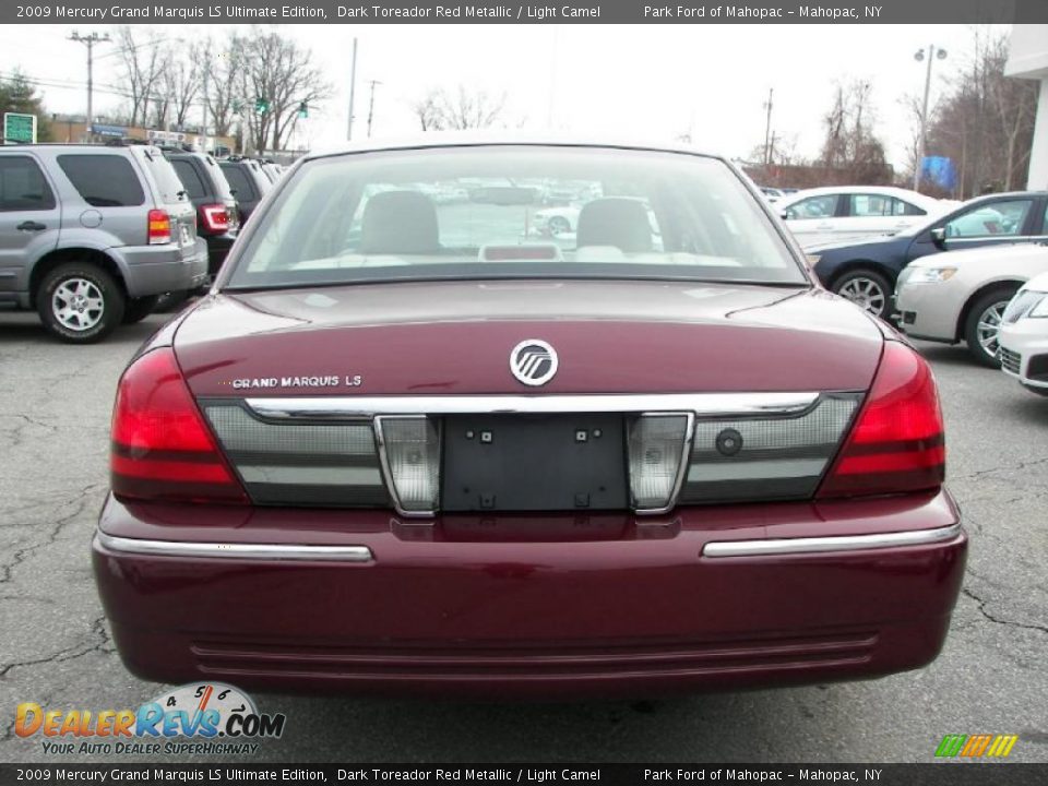2009 Mercury Grand Marquis LS Ultimate Edition Dark Toreador Red Metallic / Light Camel Photo #19