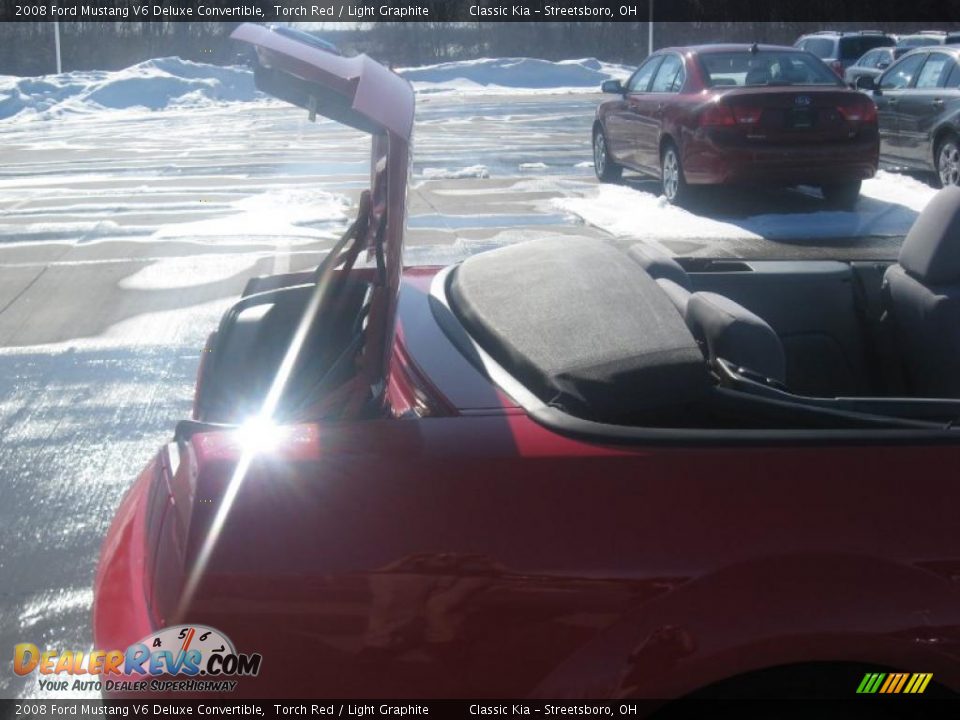 2008 Ford Mustang V6 Deluxe Convertible Torch Red / Light Graphite Photo #16