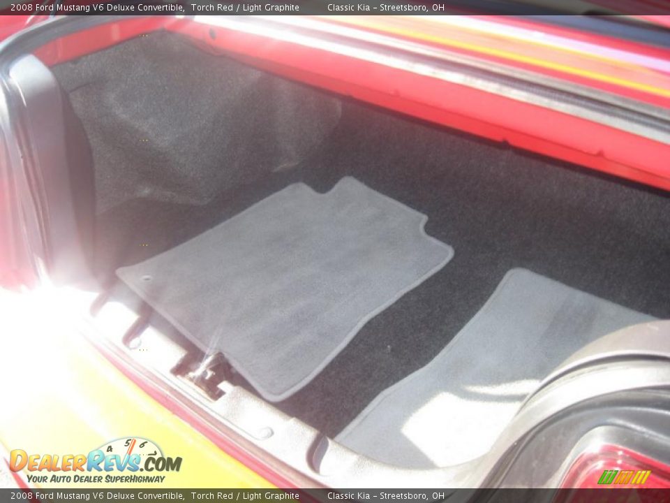 2008 Ford Mustang V6 Deluxe Convertible Torch Red / Light Graphite Photo #17