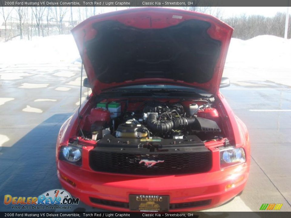 2008 Ford Mustang V6 Deluxe Convertible Torch Red / Light Graphite Photo #18