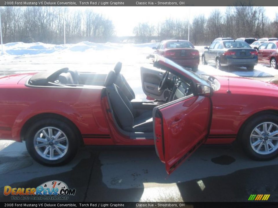 2008 Ford Mustang V6 Deluxe Convertible Torch Red / Light Graphite Photo #22