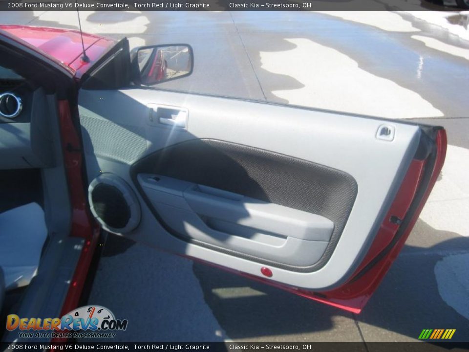 2008 Ford Mustang V6 Deluxe Convertible Torch Red / Light Graphite Photo #23