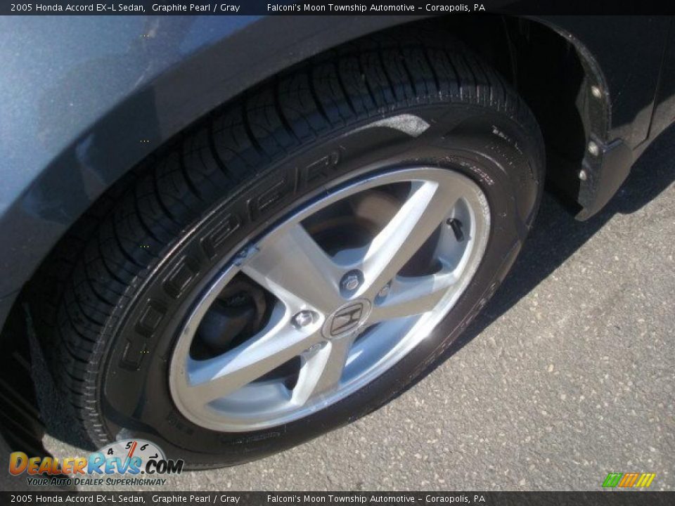 2005 Honda Accord EX-L Sedan Graphite Pearl / Gray Photo #7
