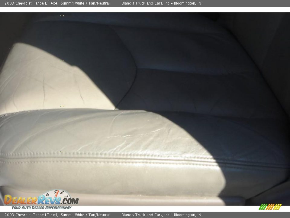 2003 Chevrolet Tahoe LT 4x4 Summit White / Tan/Neutral Photo #24