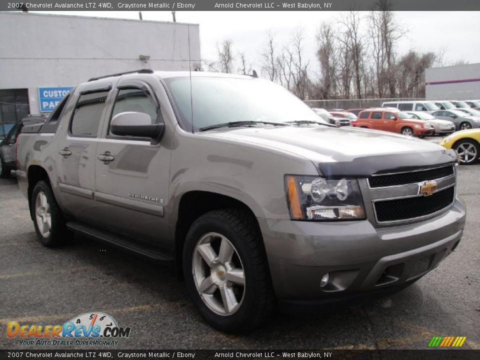 2007 Chevrolet Avalanche LTZ 4WD Graystone Metallic / Ebony Photo #7