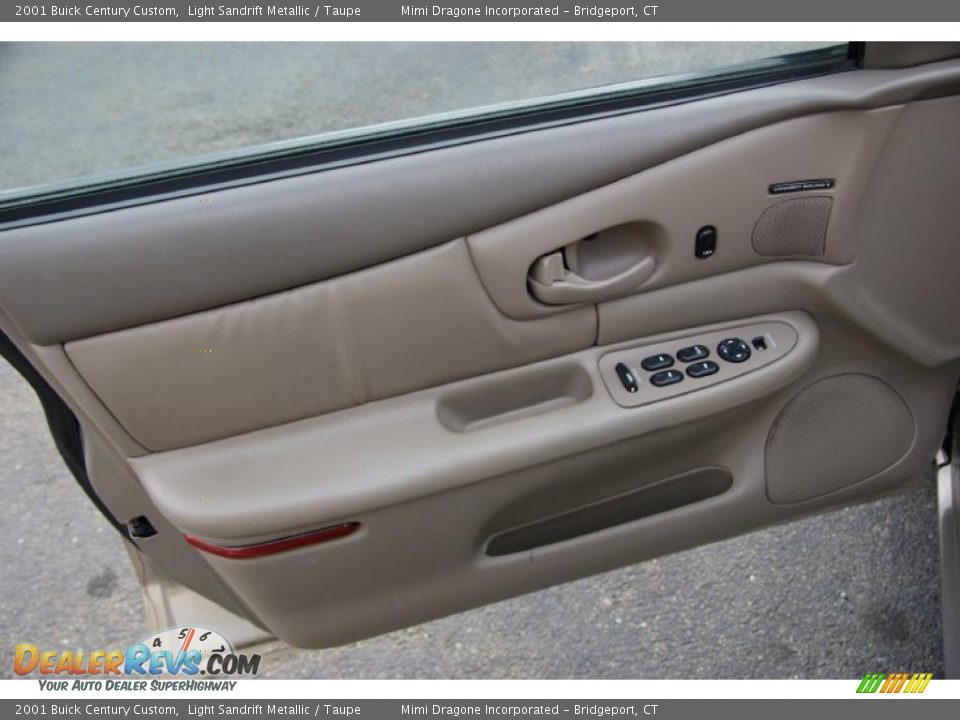 2001 Buick Century Custom Light Sandrift Metallic / Taupe Photo #9