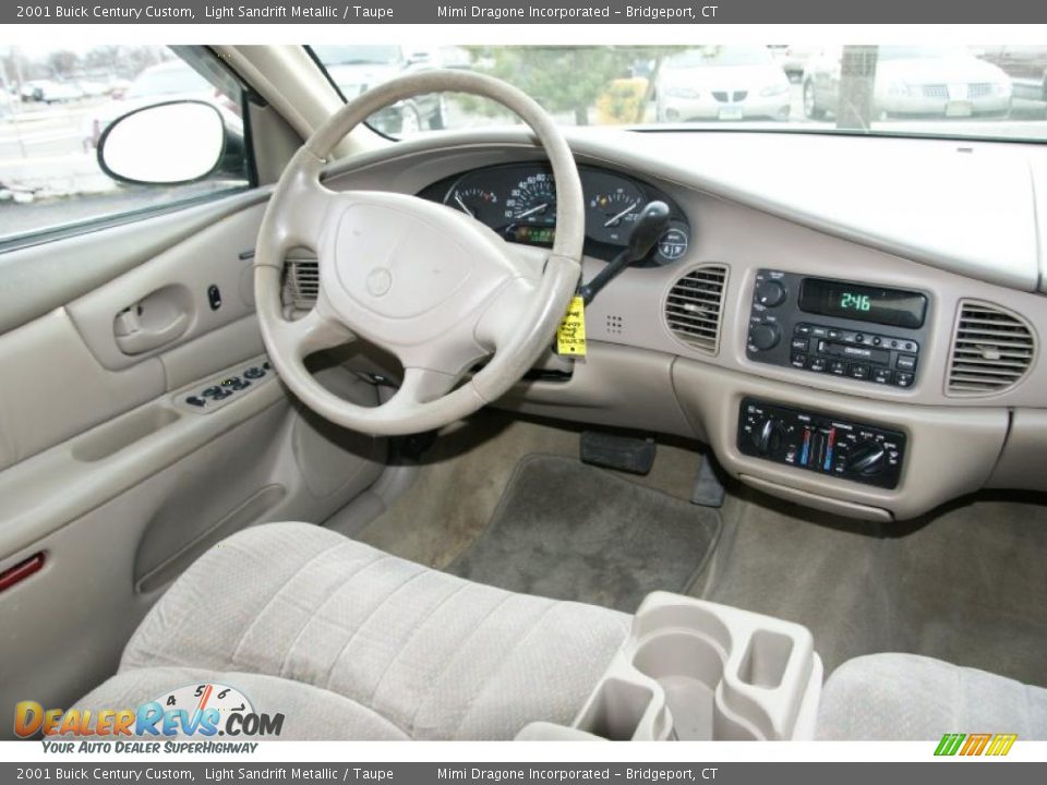 2001 Buick Century Custom Light Sandrift Metallic / Taupe Photo #12