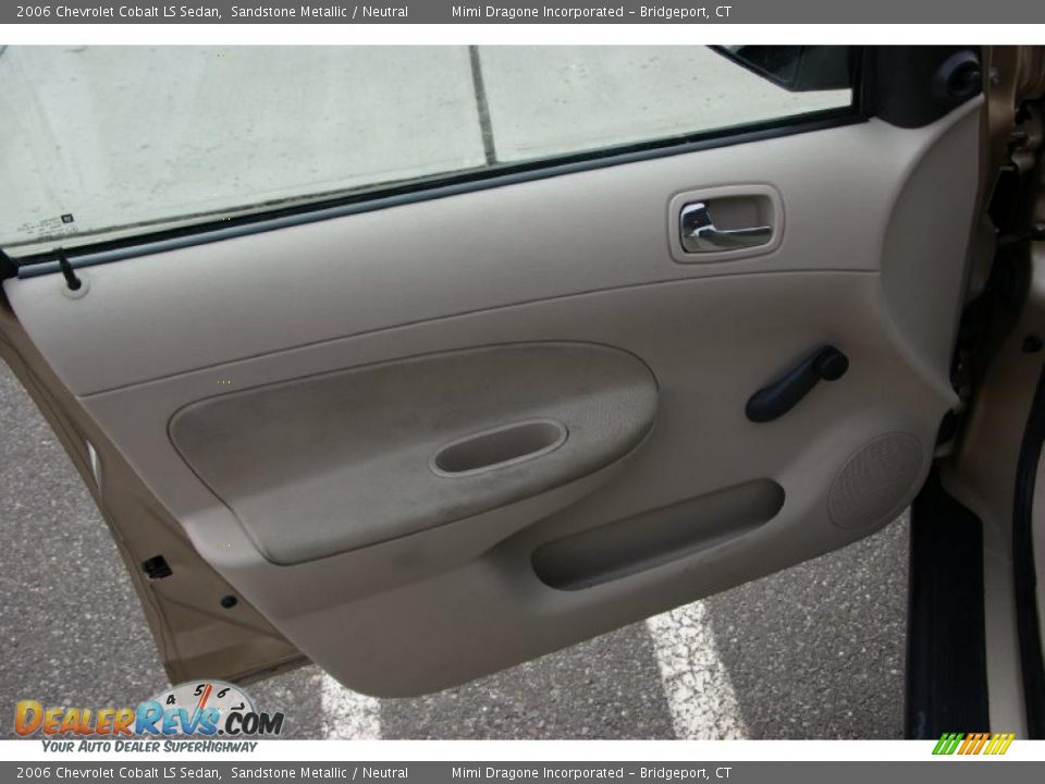 2006 Chevrolet Cobalt LS Sedan Sandstone Metallic / Neutral Photo #10