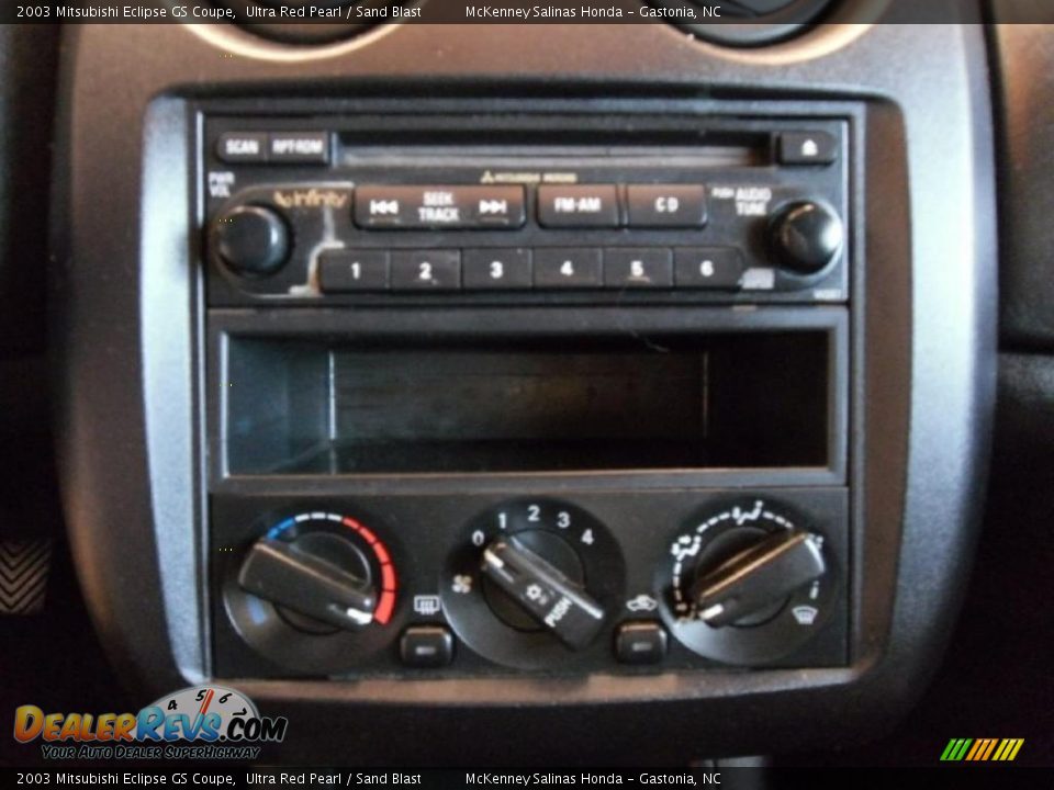 2003 Mitsubishi Eclipse GS Coupe Ultra Red Pearl / Sand Blast Photo #11