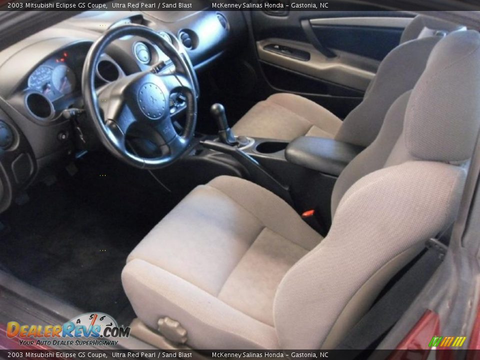 2003 Mitsubishi Eclipse GS Coupe Ultra Red Pearl / Sand Blast Photo #21