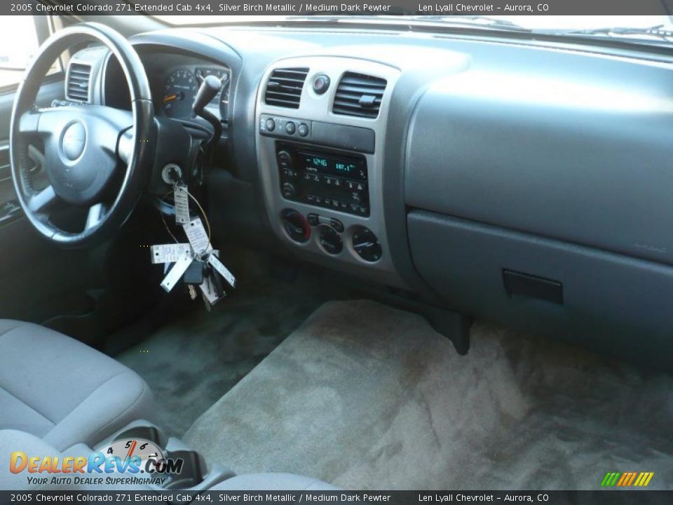 2005 Chevrolet Colorado Z71 Extended Cab 4x4 Silver Birch Metallic / Medium Dark Pewter Photo #16