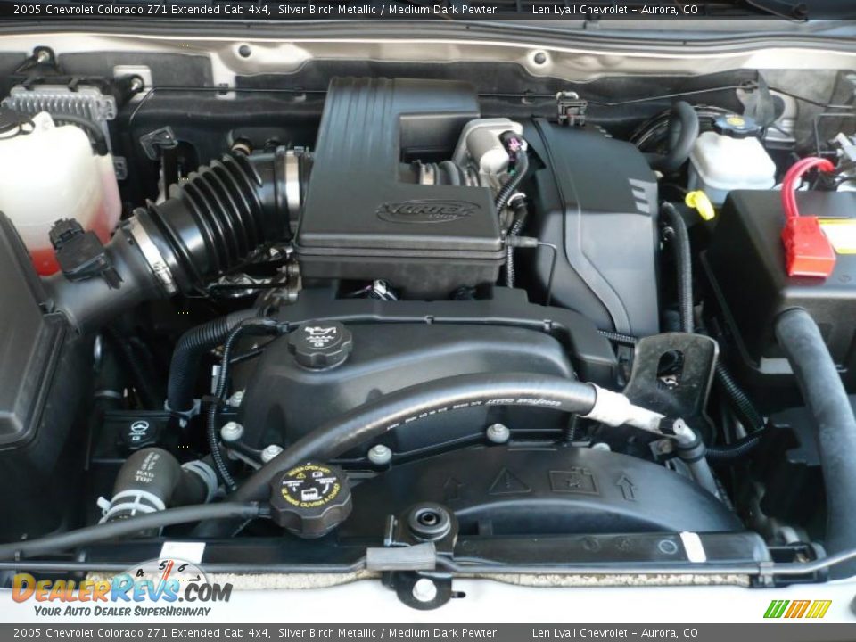 2005 Chevrolet Colorado Z71 Extended Cab 4x4 Silver Birch Metallic / Medium Dark Pewter Photo #17