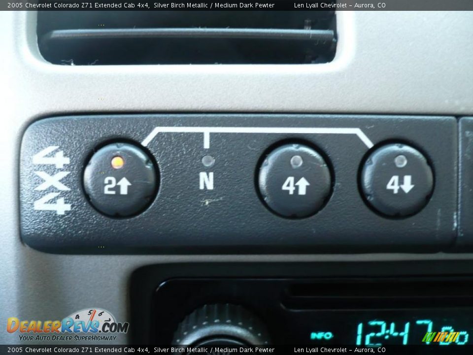 2005 Chevrolet Colorado Z71 Extended Cab 4x4 Silver Birch Metallic / Medium Dark Pewter Photo #22