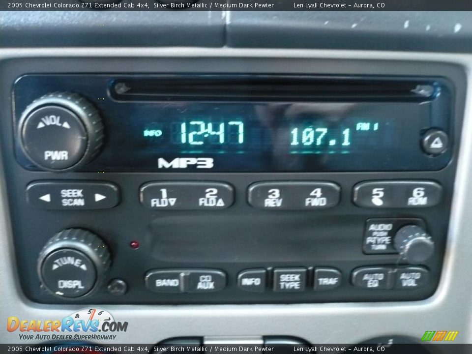2005 Chevrolet Colorado Z71 Extended Cab 4x4 Silver Birch Metallic / Medium Dark Pewter Photo #23