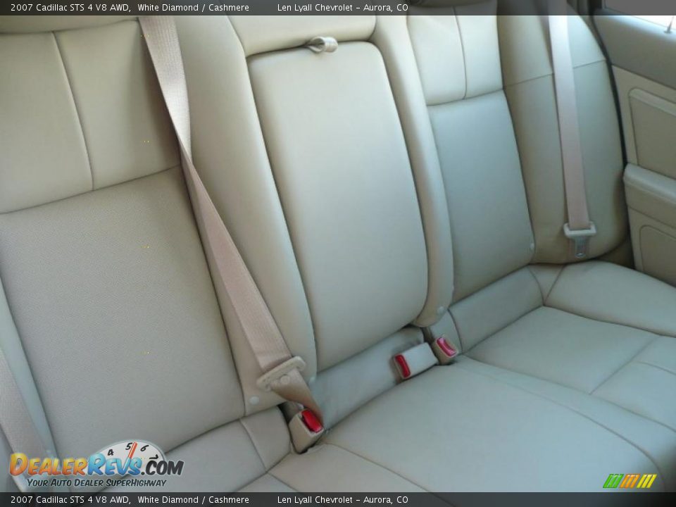 2007 Cadillac STS 4 V8 AWD White Diamond / Cashmere Photo #16