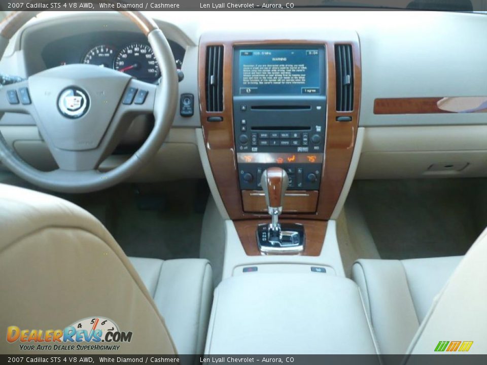 2007 Cadillac STS 4 V8 AWD White Diamond / Cashmere Photo #17
