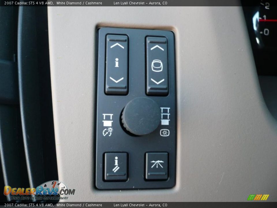 2007 Cadillac STS 4 V8 AWD White Diamond / Cashmere Photo #24