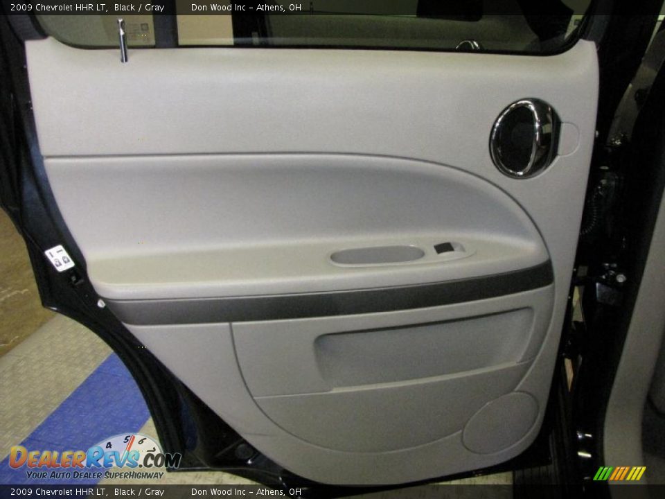 2009 Chevrolet HHR LT Black / Gray Photo #16