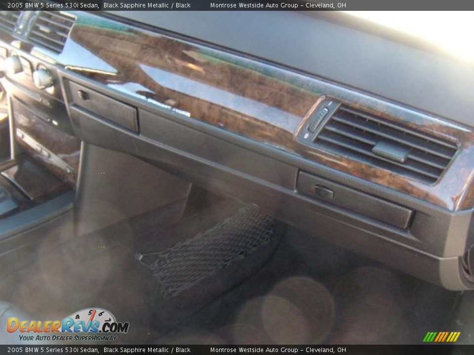 2005 BMW 5 Series 530i Sedan Black Sapphire Metallic / Black Photo #16