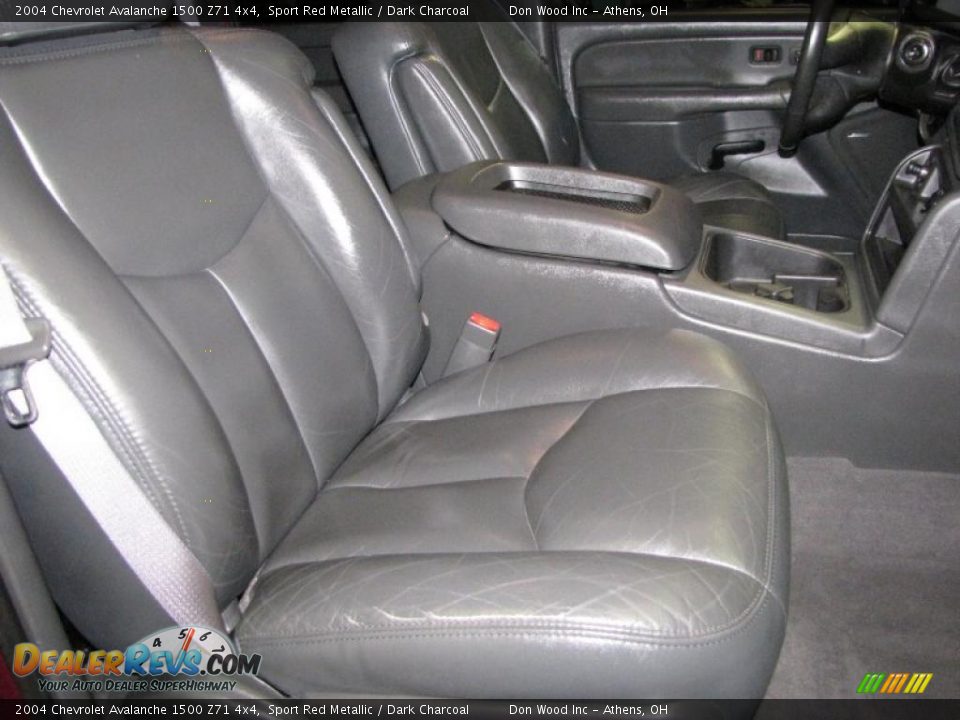 2004 Chevrolet Avalanche 1500 Z71 4x4 Sport Red Metallic / Dark Charcoal Photo #11