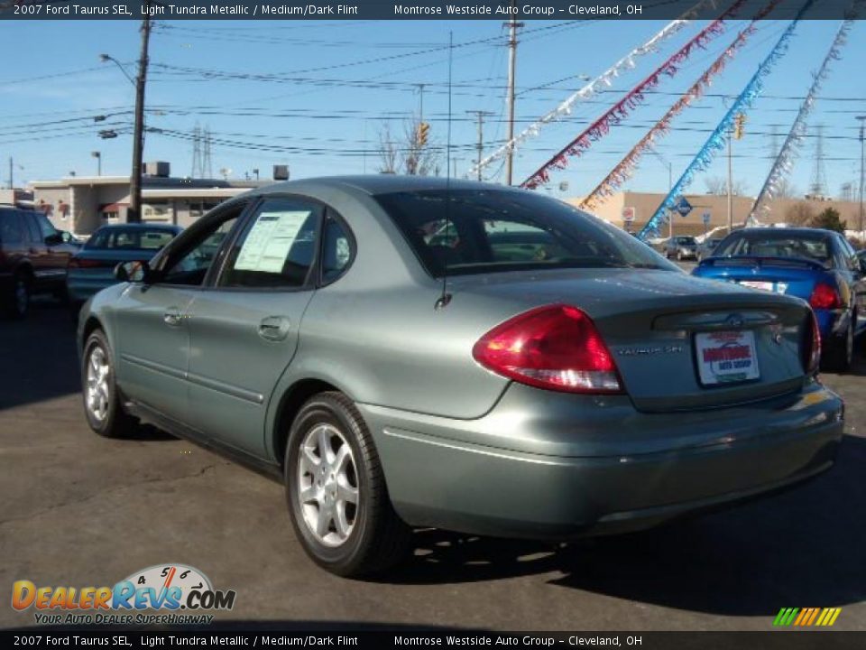 2007 Ford Taurus SEL Light Tundra Metallic / Medium/Dark Flint Photo #3