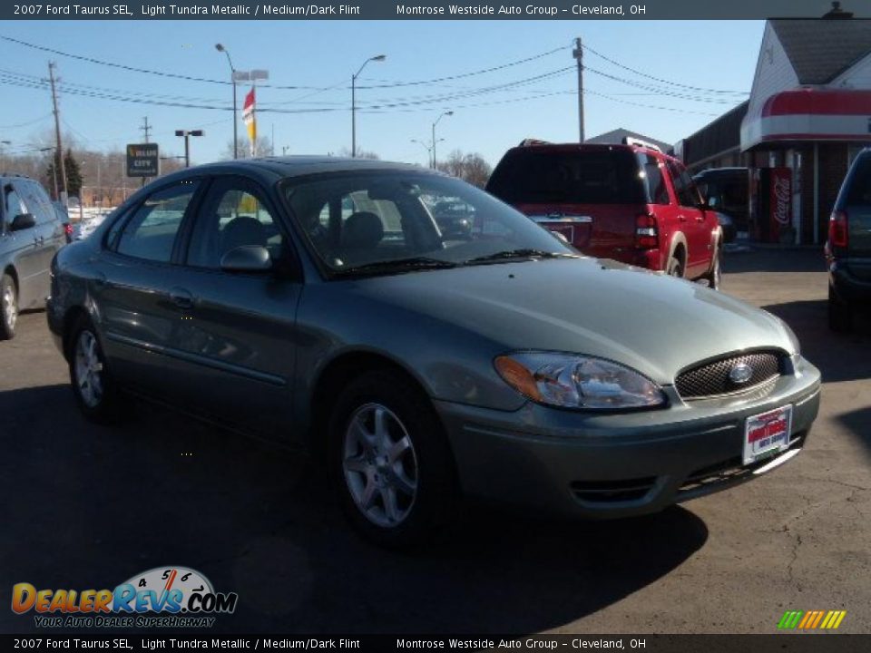 2007 Ford Taurus SEL Light Tundra Metallic / Medium/Dark Flint Photo #7