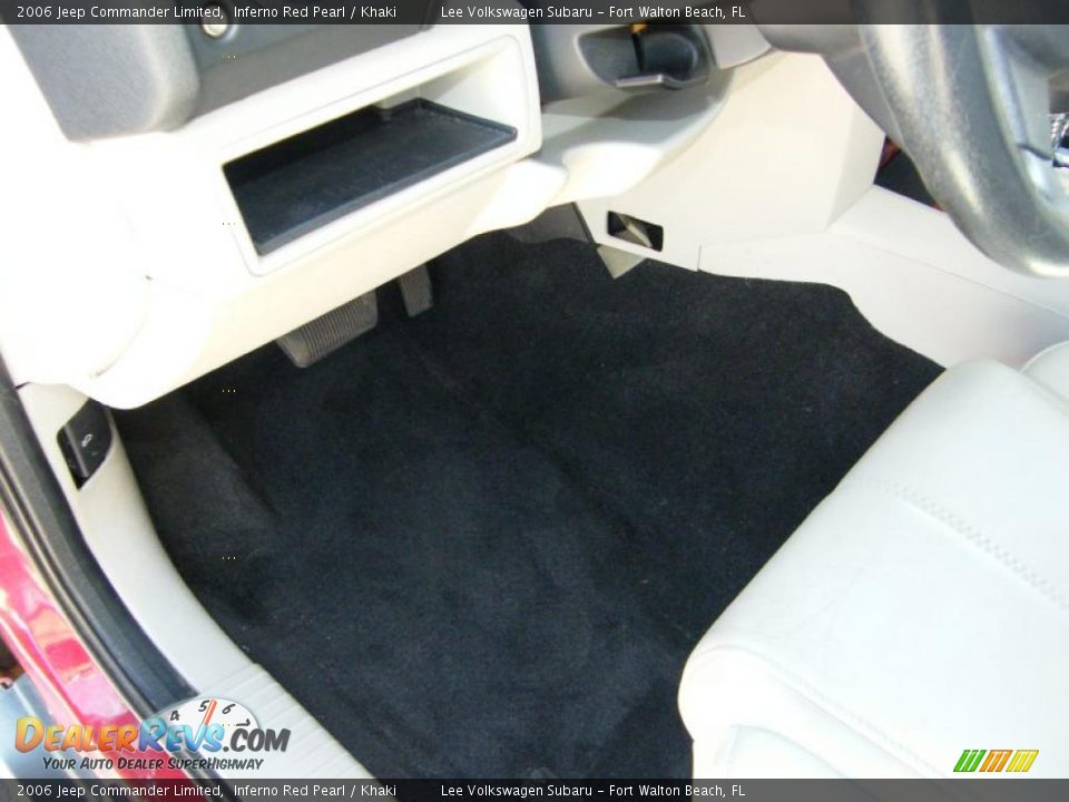 2006 Jeep Commander Limited Inferno Red Pearl / Khaki Photo #16