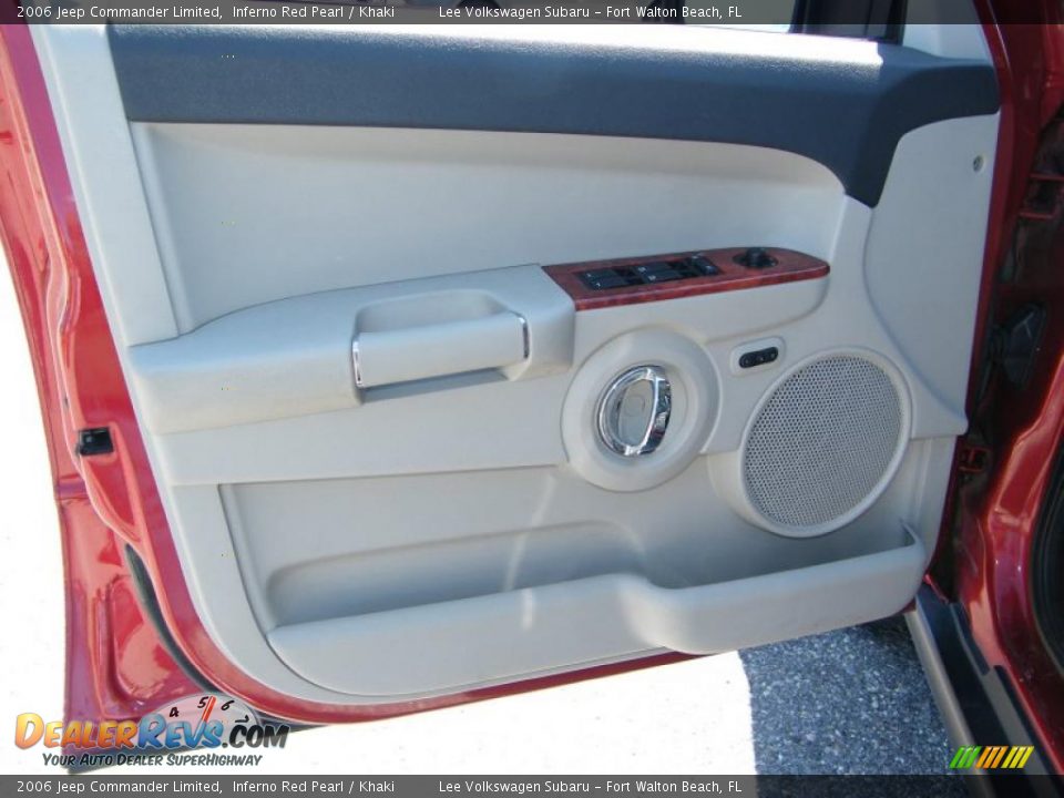 2006 Jeep Commander Limited Inferno Red Pearl / Khaki Photo #17