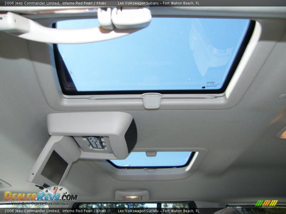 2006 Jeep Commander Limited Inferno Red Pearl / Khaki Photo #23