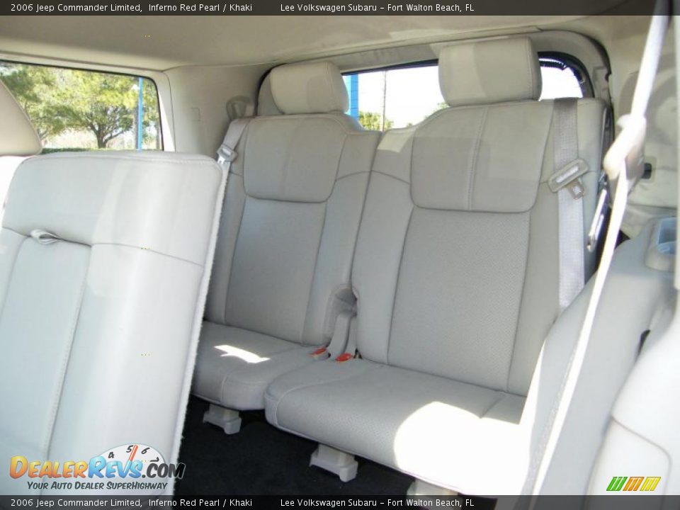 2006 Jeep Commander Limited Inferno Red Pearl / Khaki Photo #27